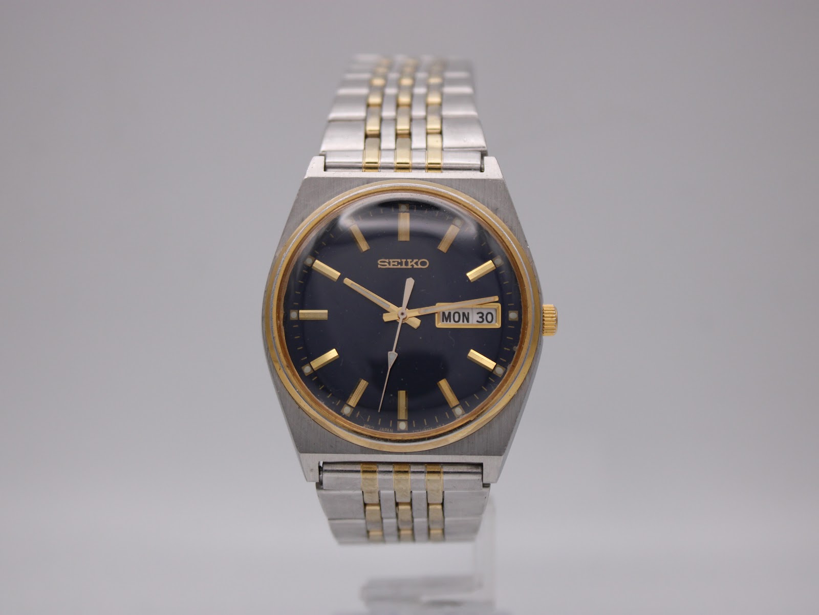 SEIKO V743-9020 — photo 1