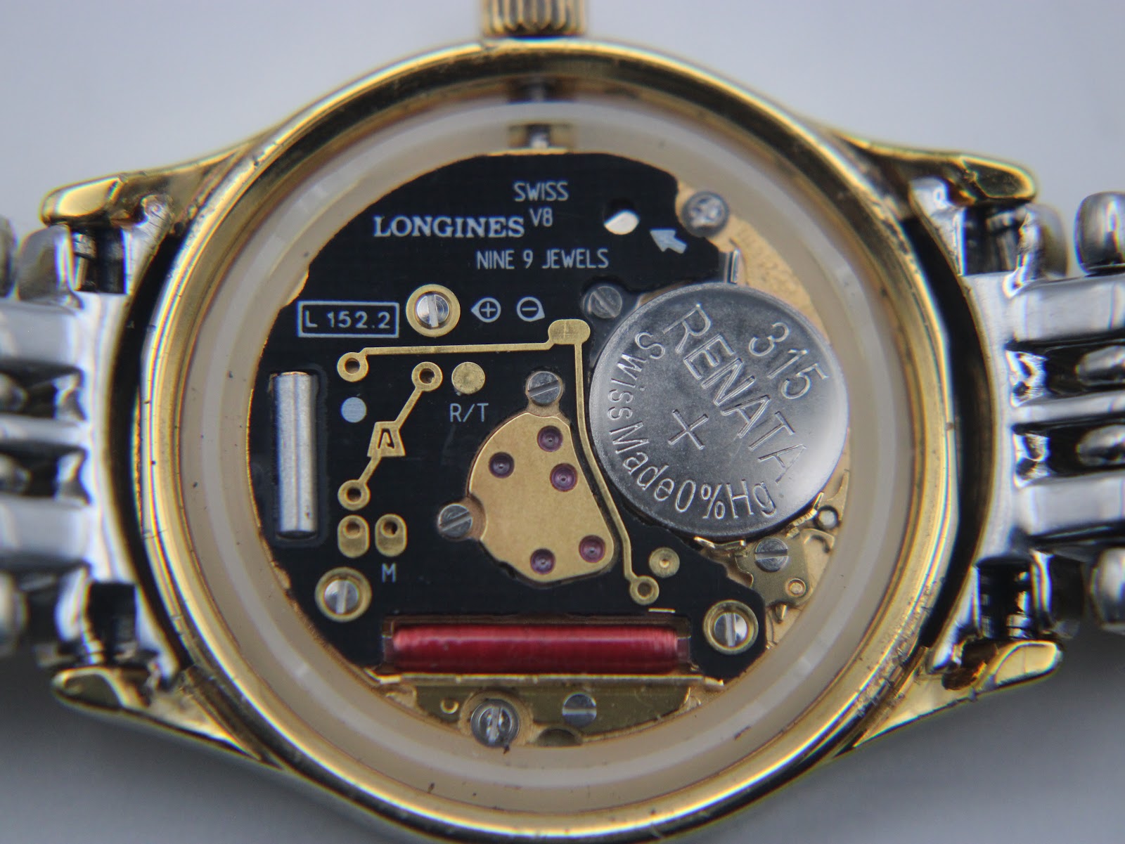 Close-up view of the Longines L.152.2 Swiss quartz movement with a Renata 315 battery installed.