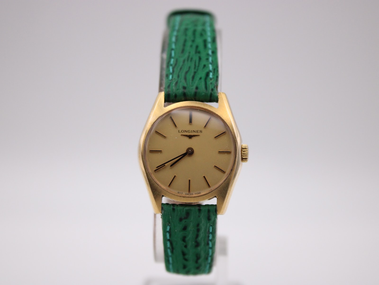 LONGINES 817/1132 — photo 1