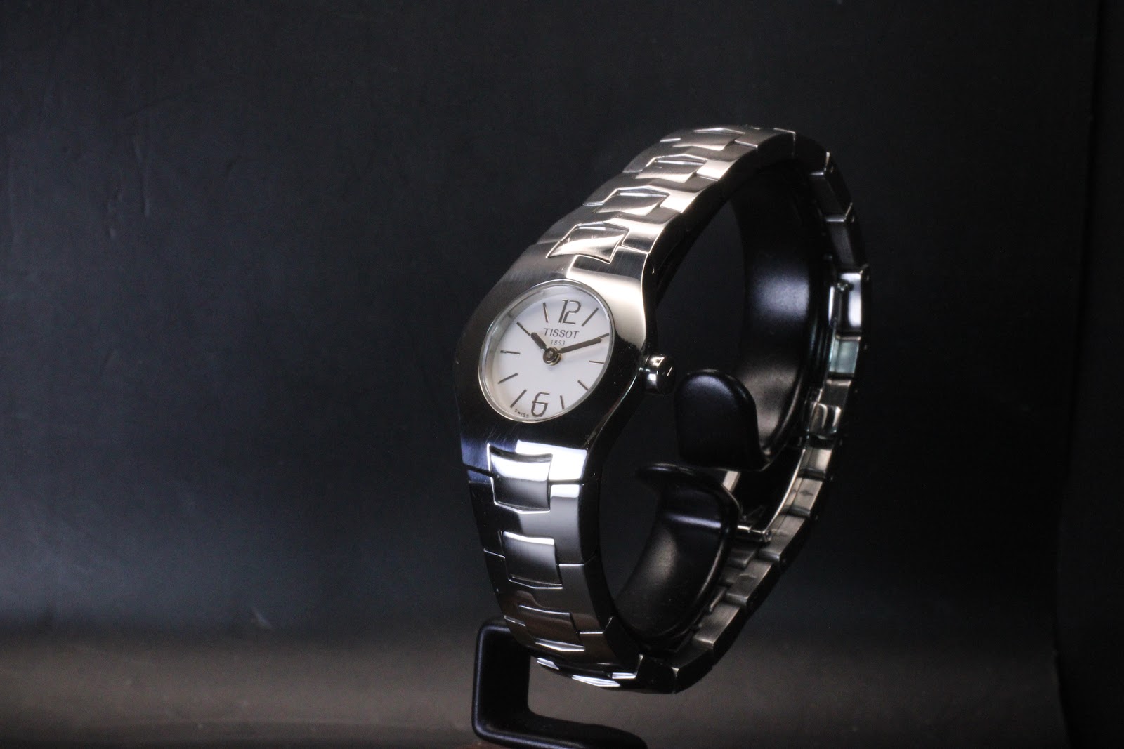 TISSOT 1853-L520 — photo 1