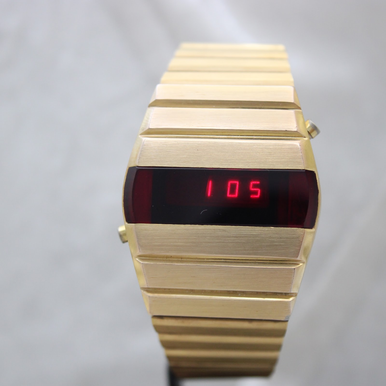 CHRONEX LED GOLD — photo 1