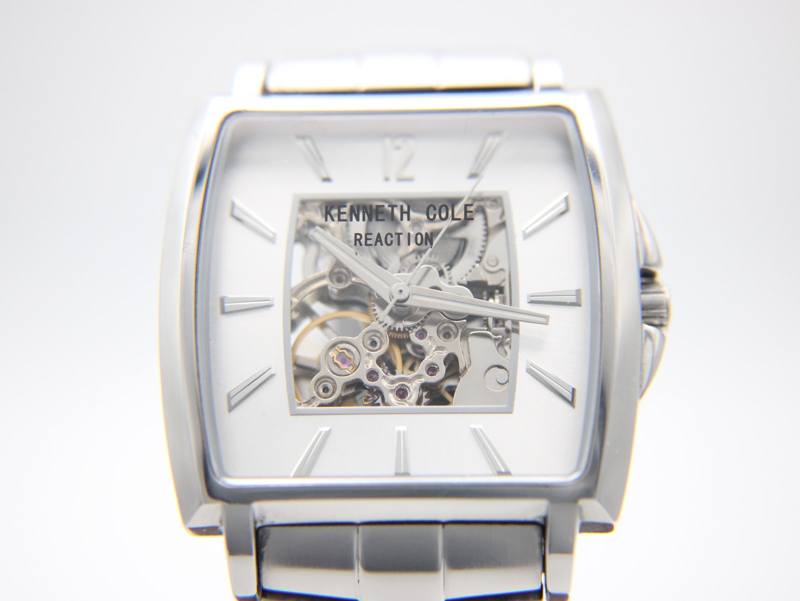 KENNETH COLE Reaction — photo 1
