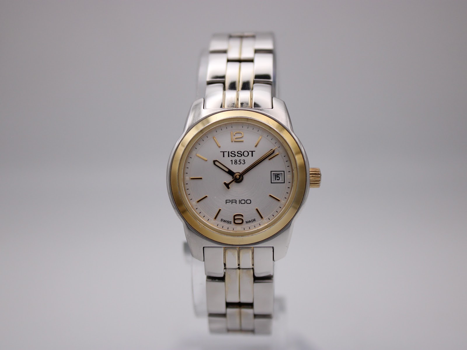 TISSOT T049210 A — photo 1